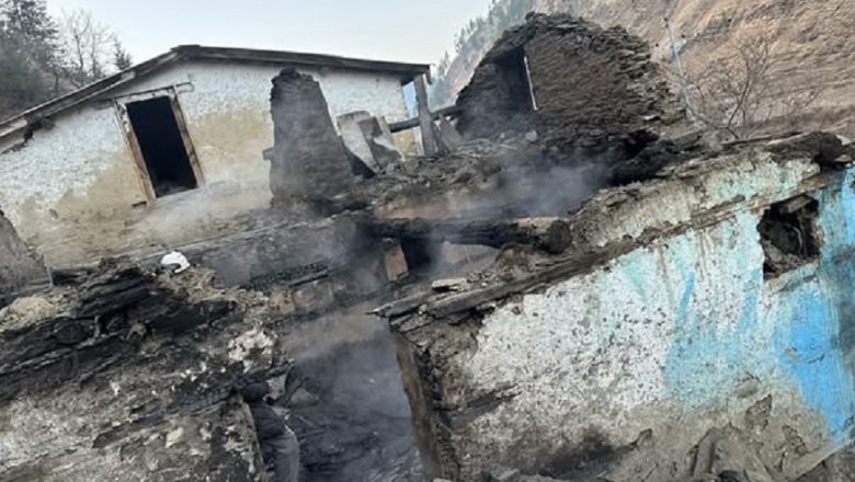 जुम्लामा आगलागी: तीन तले घर पूर्ण रूपमा नष्ट