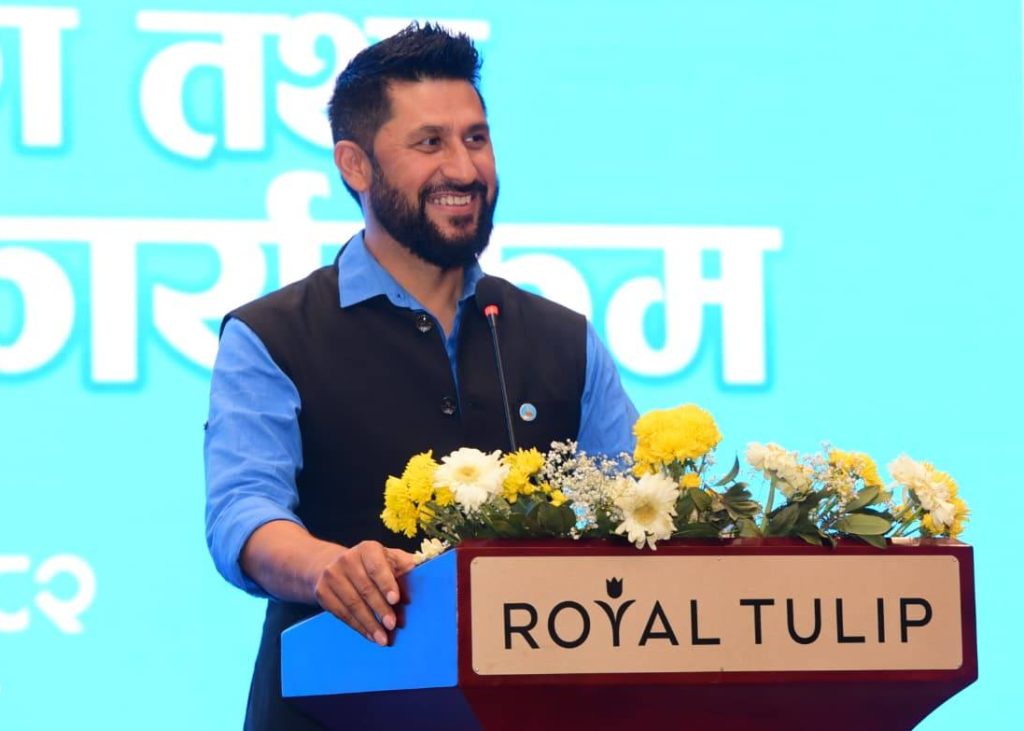 रवि लामिछानेले सांसदलाई सरकारी अस्पतालमै उपचार गर्न आग्रह गरे