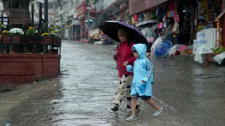 पूर्वतिर सर्दै वर्षा प्रणाली: देशभर हुरीबतास र भारी वर्षाको सम्भावना