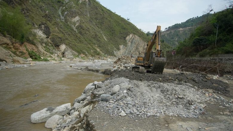 बीपी राजमार्गमा राति सवारी सञ्चालनमा रोक
