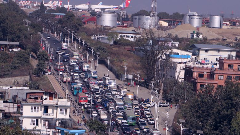 सार्वजनिक सवारी साधनको कर बढ्यो, सञ्चालन लागत महँगिने