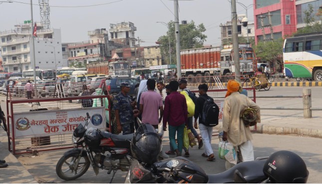 सीमामा कडाइपछि रुपन्देहीका उद्योग–व्यवसाय चलायमान