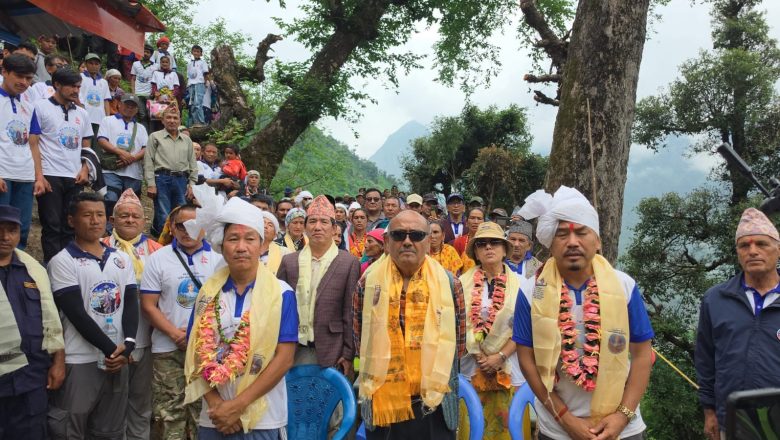 दार्चुलामा ८५ दिनमै झोलुङ्गे पुल निर्माण, उद्घाटनसँगै हर्क साम्पाङले गरे संगठन विस्तार