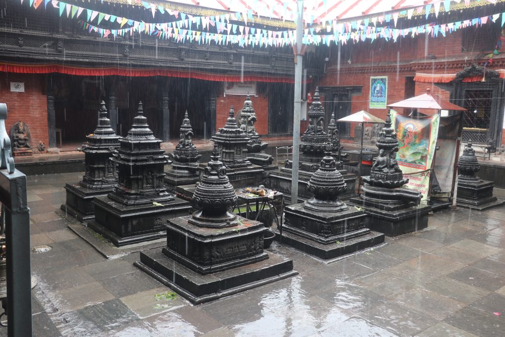 जुन अंगमा समस्या, त्यही अंगको पूजा गर्ने अनौठो बिजेश्वरी योगिनी मन्दिर