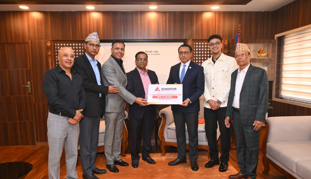 सोना सिमेन्ट र शुभम् हेल्थ केयरद्वारा १ करोड ५ लाख ९१ हजार राहत सहयोग