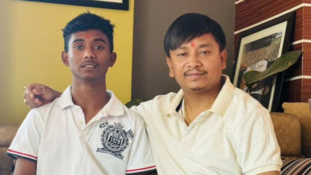 अशोक दर्जीको शालीन प्रतिक्रिया : ‘टंक दाइ’ मेरो कर्म दिने बुवा हुनुहुन्छ, उहाँलाई केही भन्ने अधिकार छ