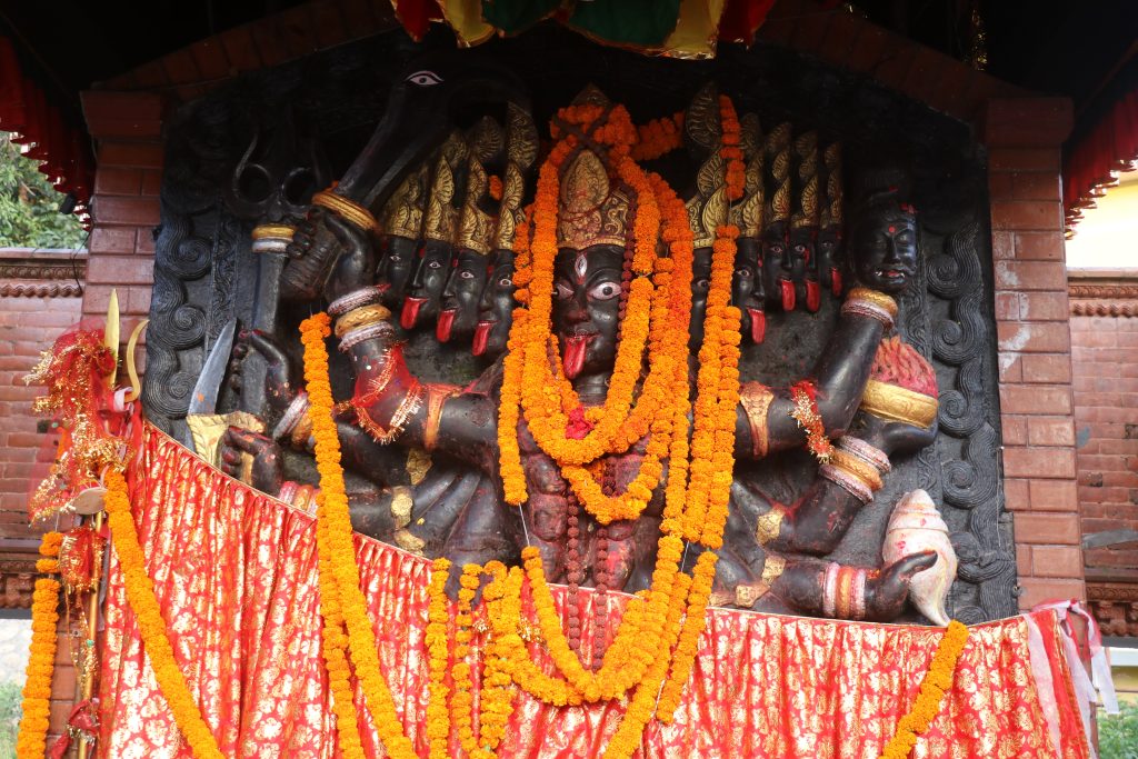 तपाई तान्त्रिक शक्ति प्राप्त गर्न चाहनु हुन्छ ?
