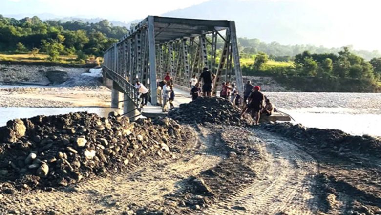 १८ दिनपछि सञ्चालनमा आयो घिरिङ–डेढगाउँ जोड्ने कालीगण्डकीको पुल