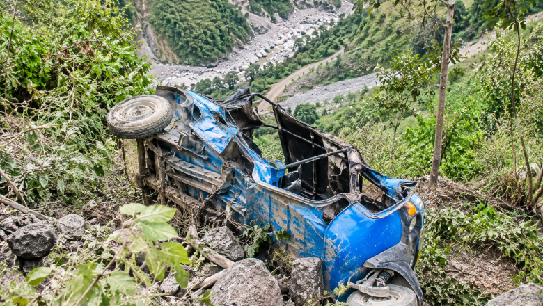रोल्पामा अटो दुर्घटना हुँदा दुई महिलाको मृत्यु, चालकले हाम फालेर जोगिए